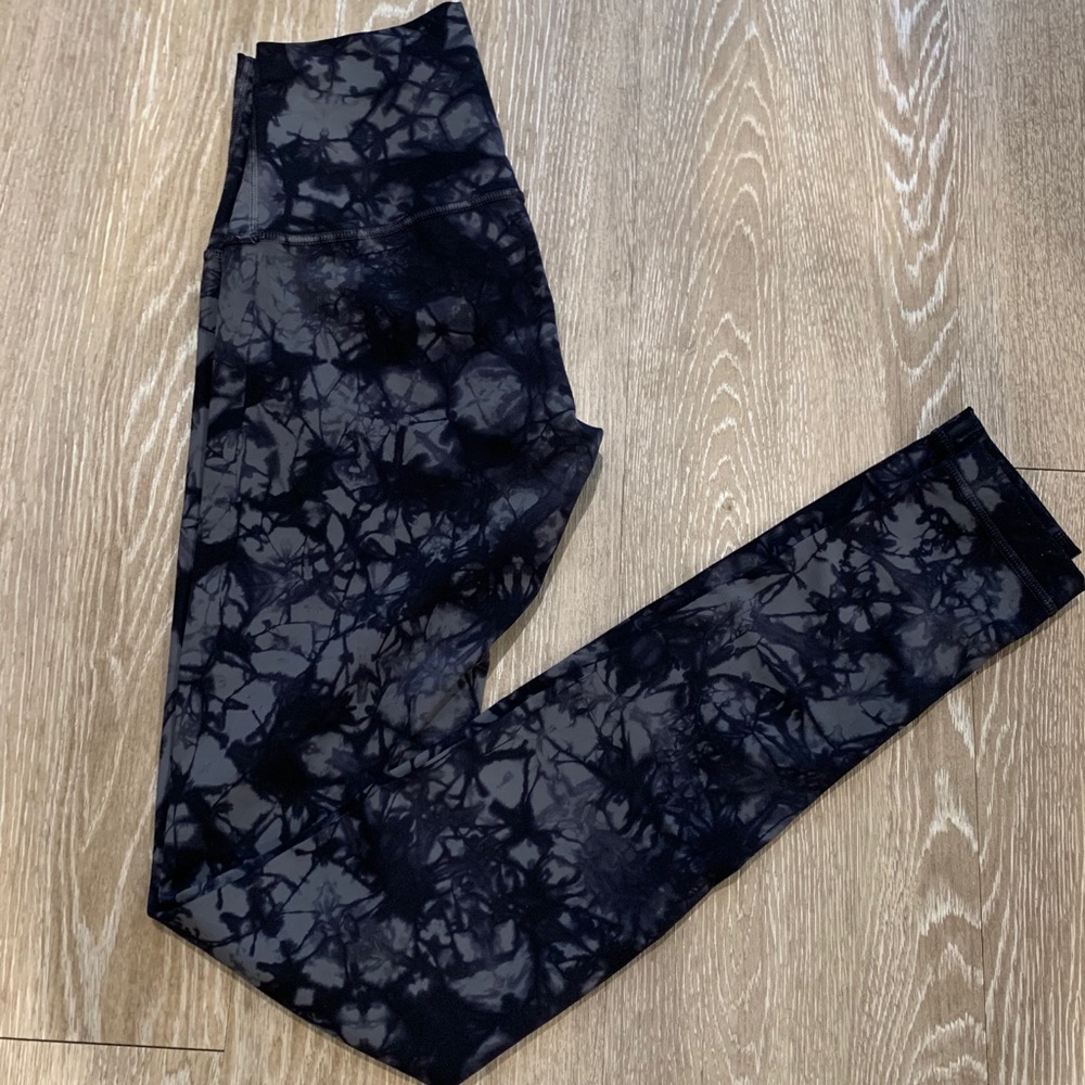 Tie dye lululemon leggings